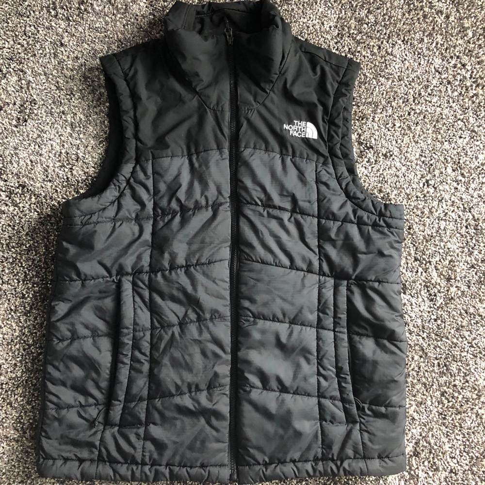 Black Men’s North Face Vest